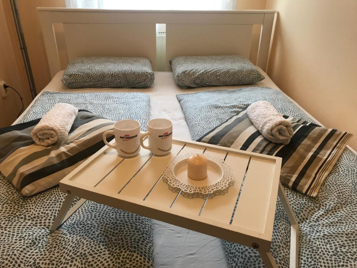 סגד Tudor Apartman מראה חיצוני תמונה